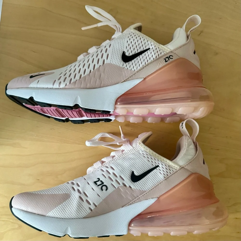 Nike Air Max 270s - New Without Box - Picture 3 of 7